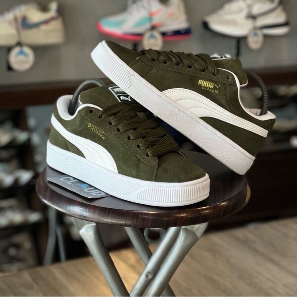 Puma Suede Classic Sneakers