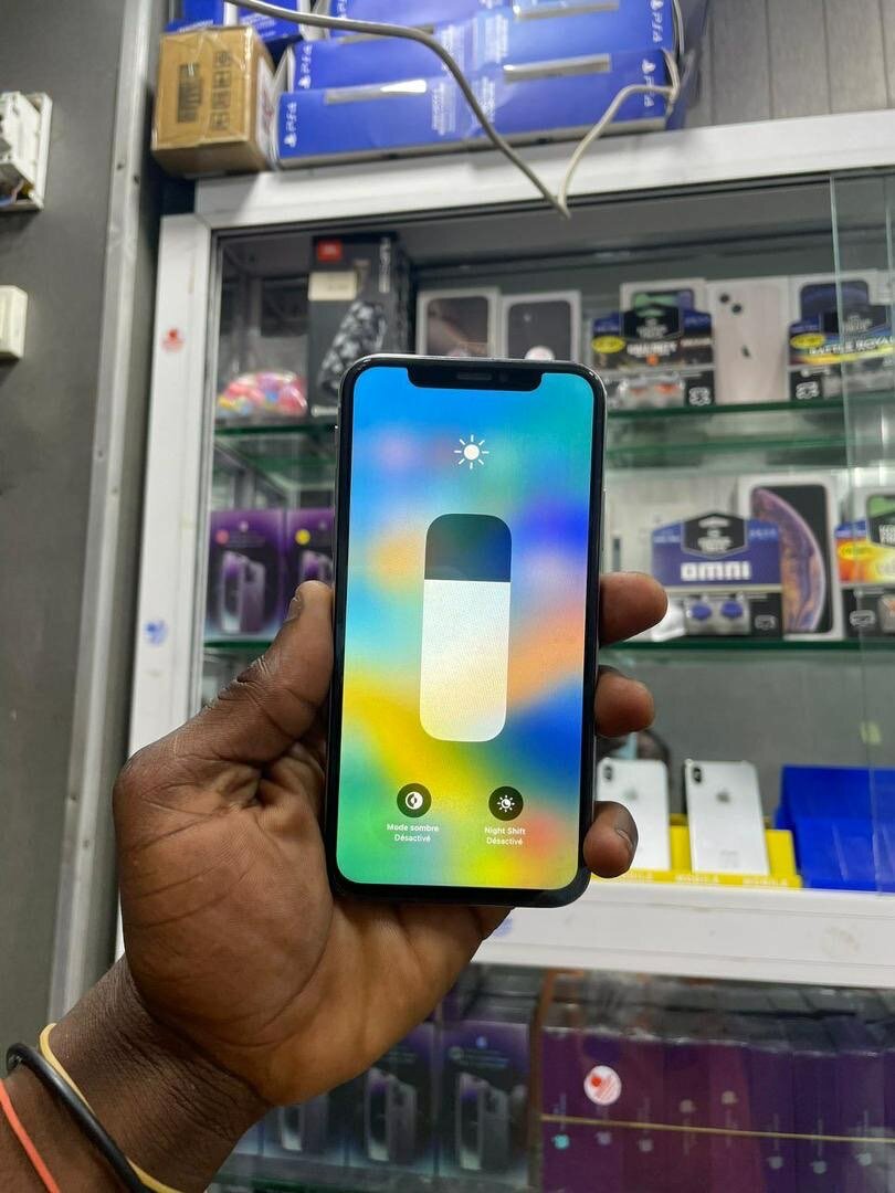 iPhone X 64go sans face id