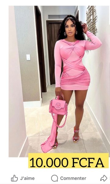 Robe moulante rose chic