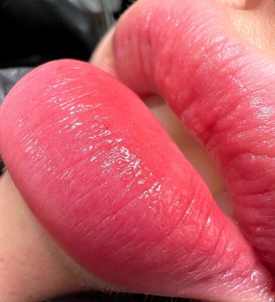 Baume qui aide à avoir des lèvre rose à un prix réduit