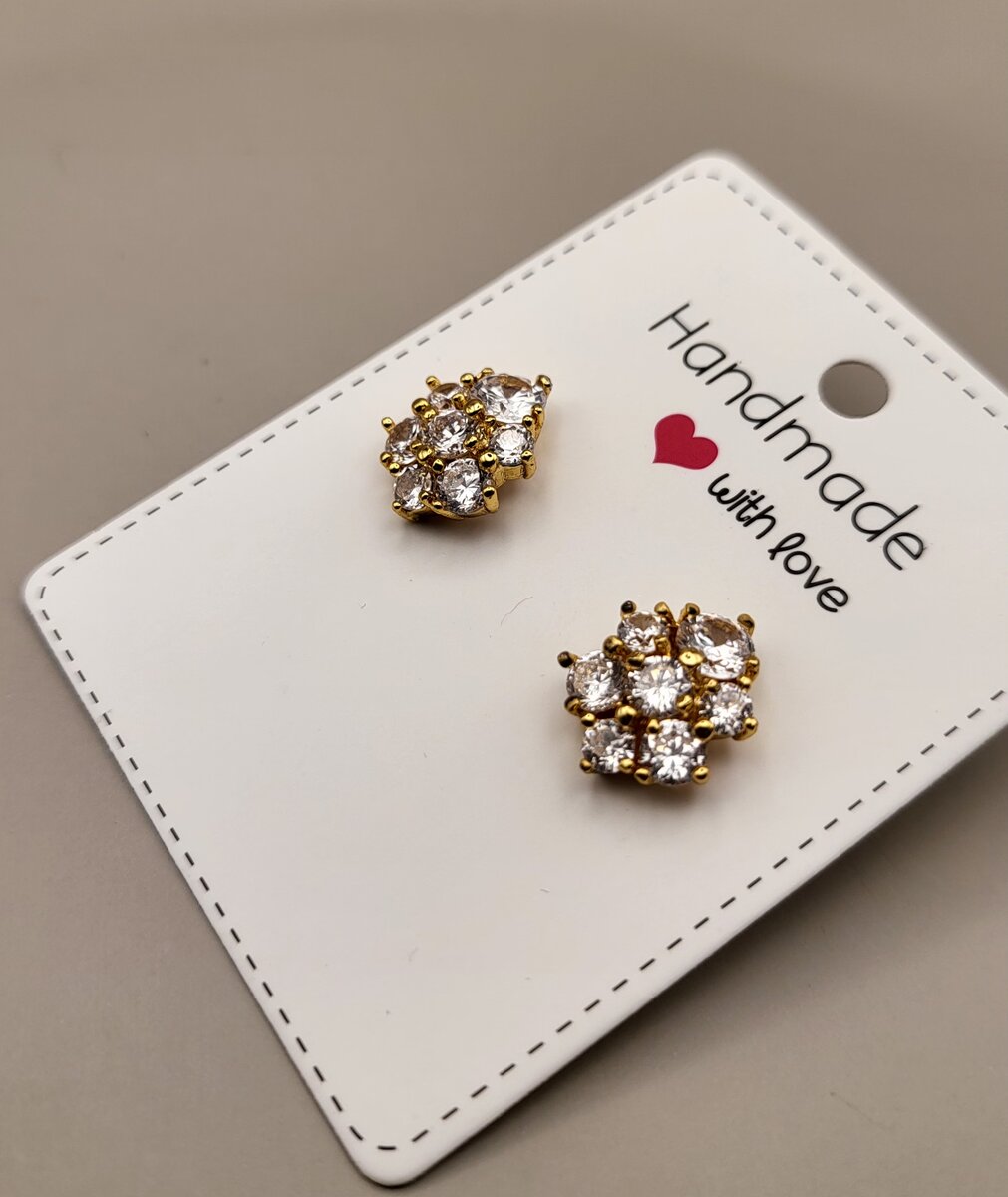 Zircon stud With golden base