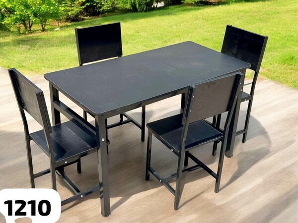 Ensemble Table et Chaises Modernes