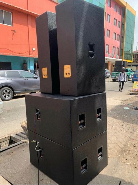 Full Set Of Bass And Sub-woofer speakers