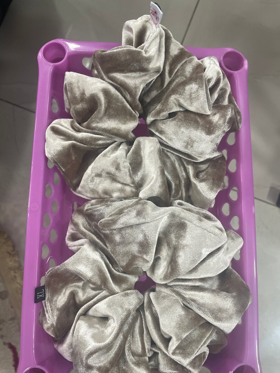 Chouchou en velours chic cheveux