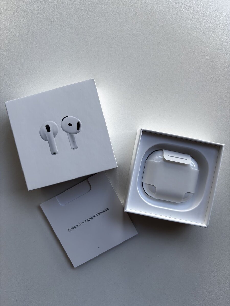 Apple AirPods Pro 4 blancs