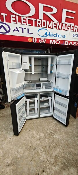 Réfrigérateur Multi-Portes Moderne