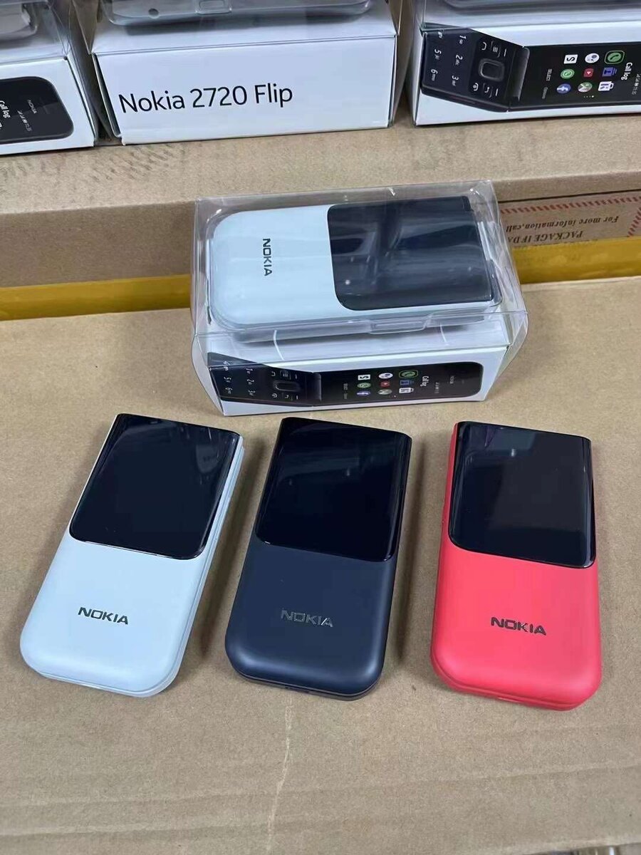 Nokia 2720 flip 2G. White