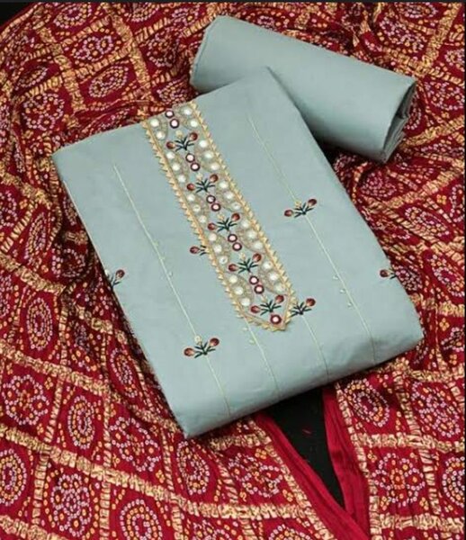 Ladies suit