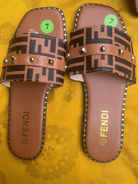 Sandales élégantes pour femmes