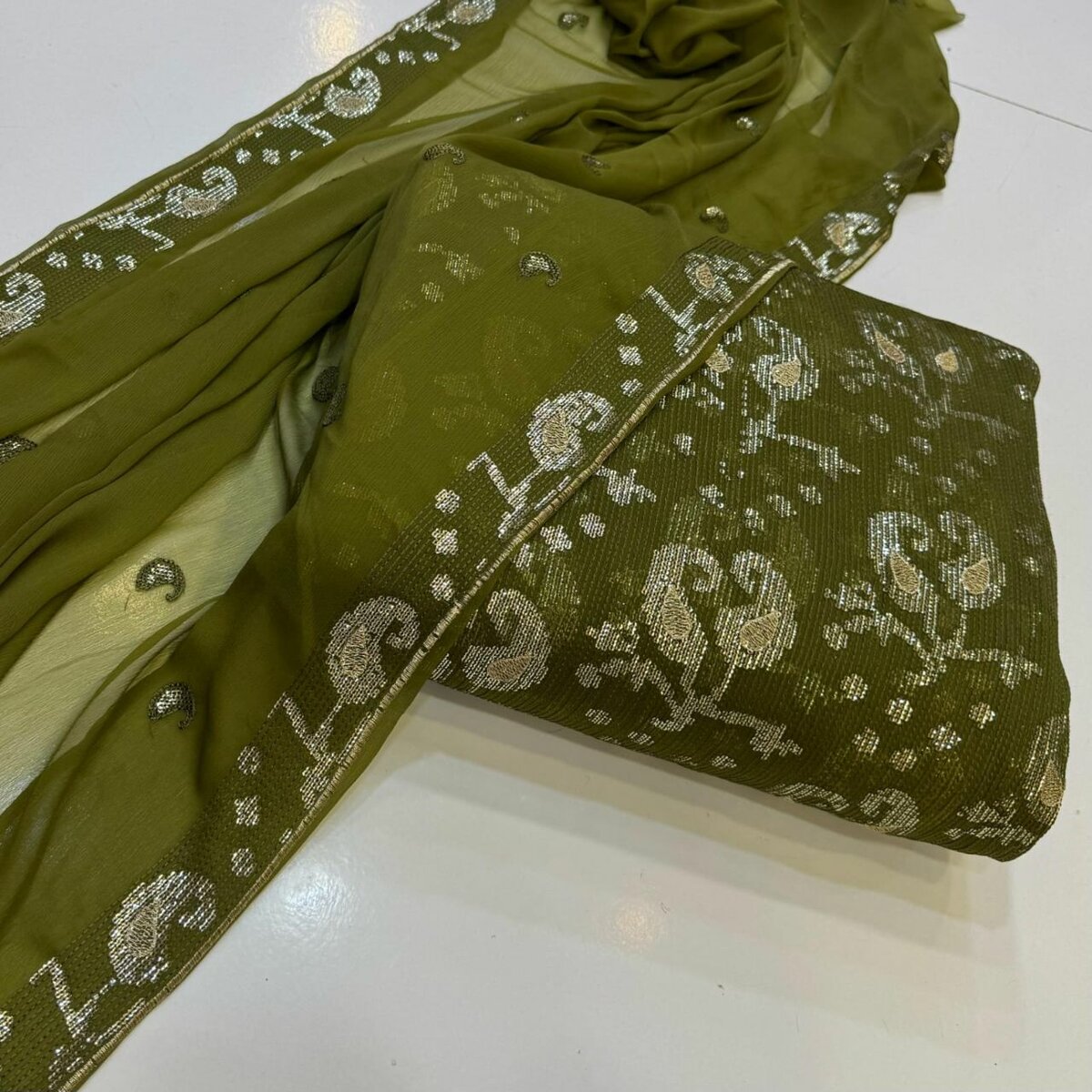 New 10 colours available 3pc. Dc free