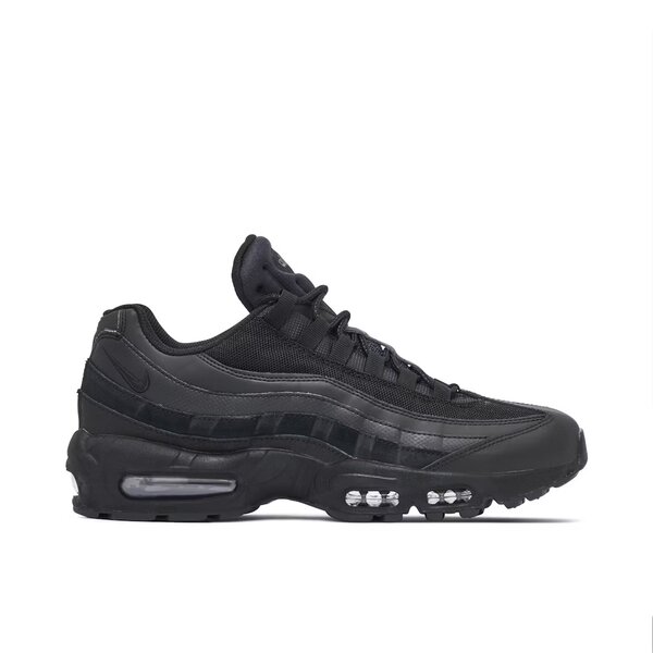 AIR MAX 95 TRIPLE BLACK