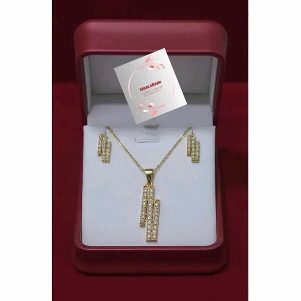 Parure Collier et Boucles d'Oreilles