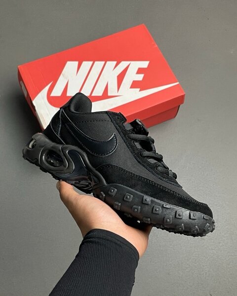 Chaussures Nike noires élégantes