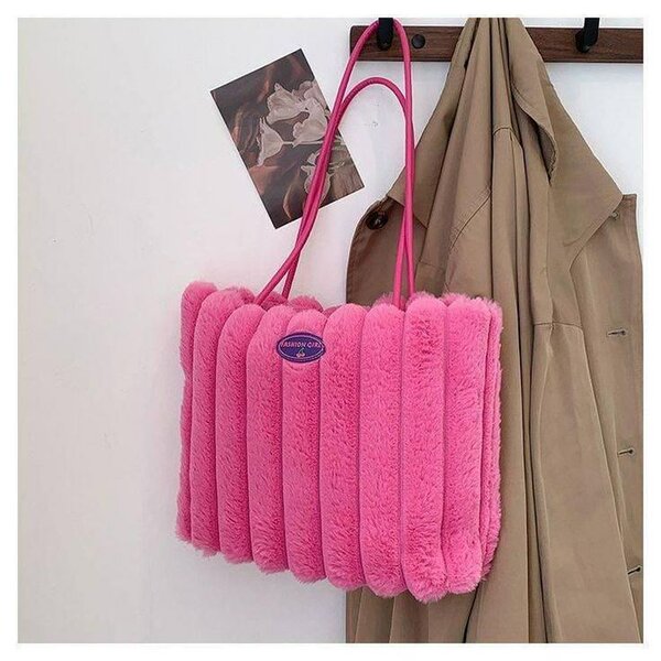 Sac à main en fausse fourrure