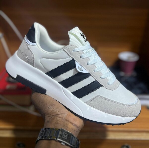 Baskets Adidas Modernes