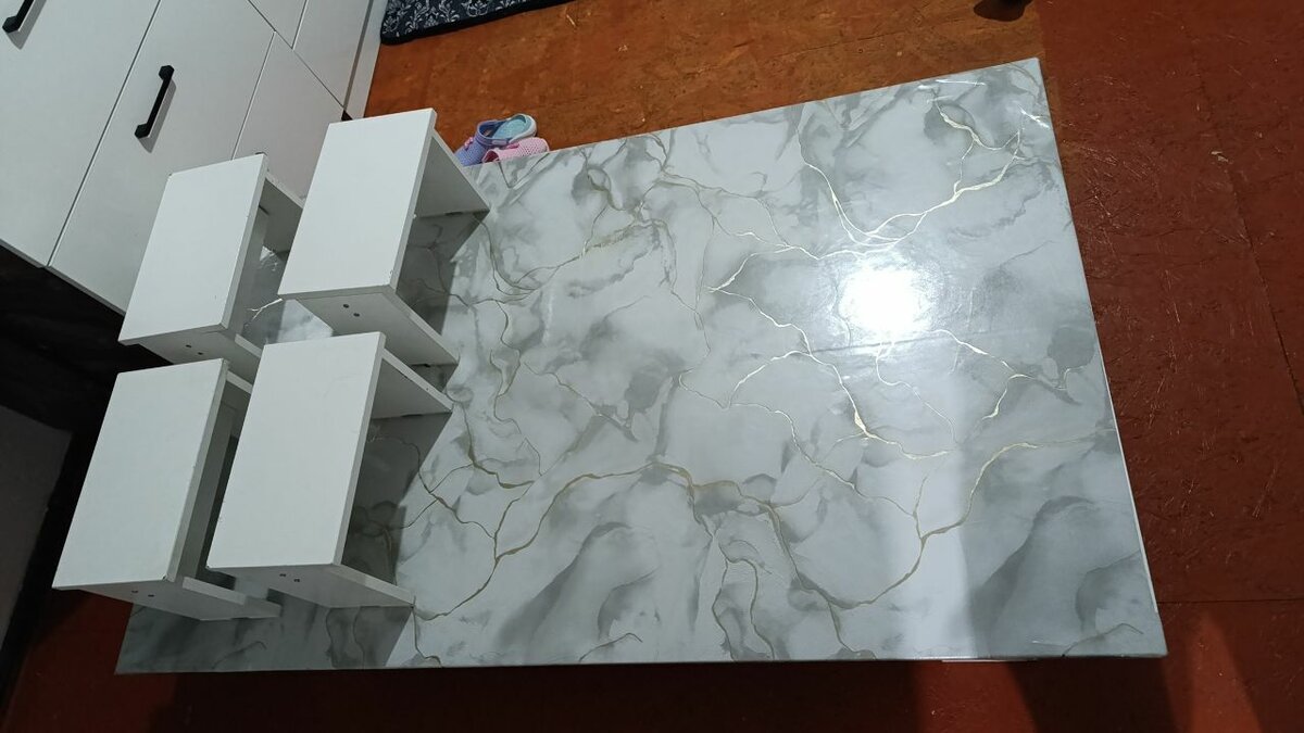 Стол и стулья 1,50х1 метр