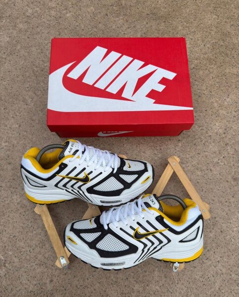 Nike Sneakers Blanc et Jaune