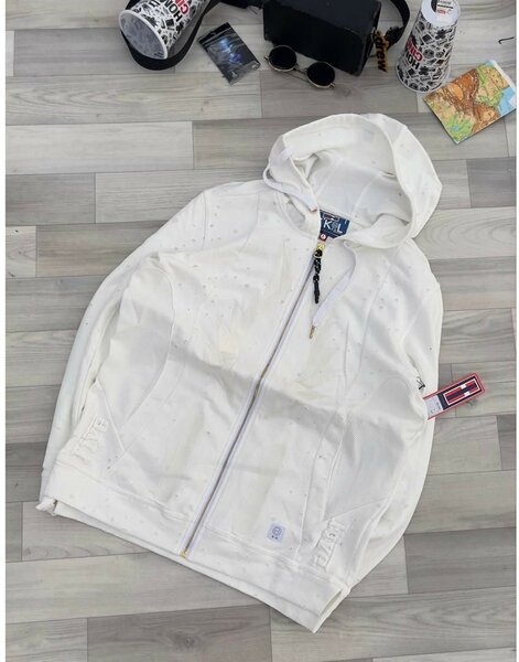Veste à capuche blanche