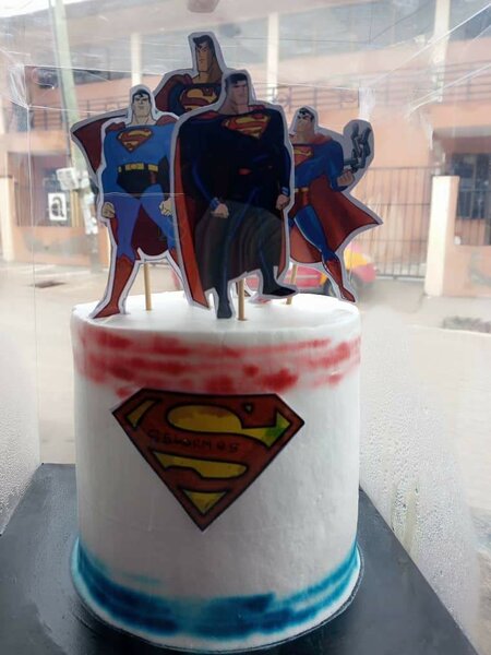 Kids cake