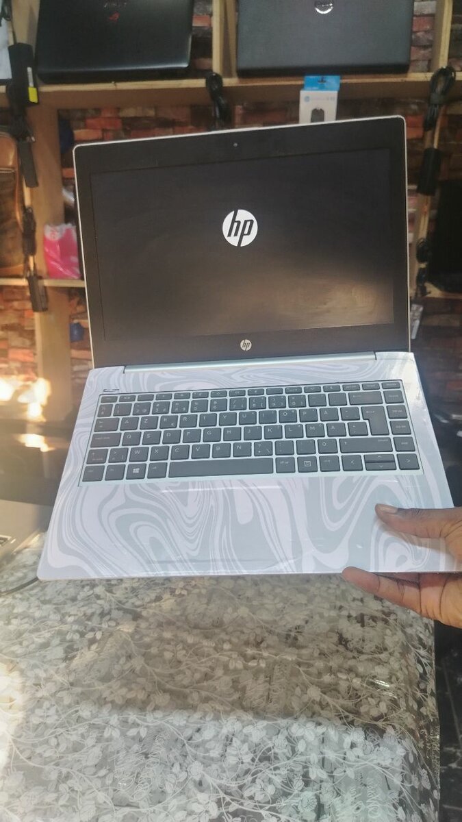 HP probook 430G6 256GO ssd
