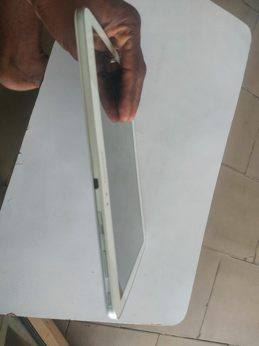 Samsung Galaxy Tablet Blanc