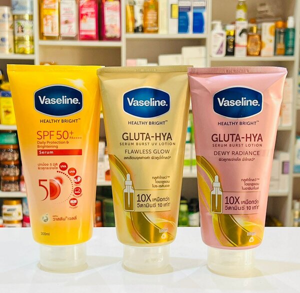 Vaseline Gluta Hya lotion