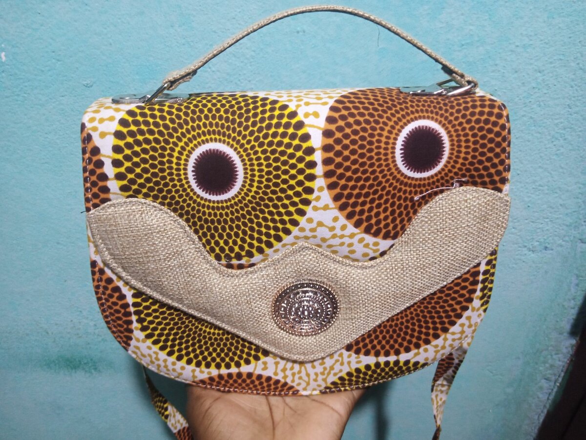 Sac à main en motifs de pagne