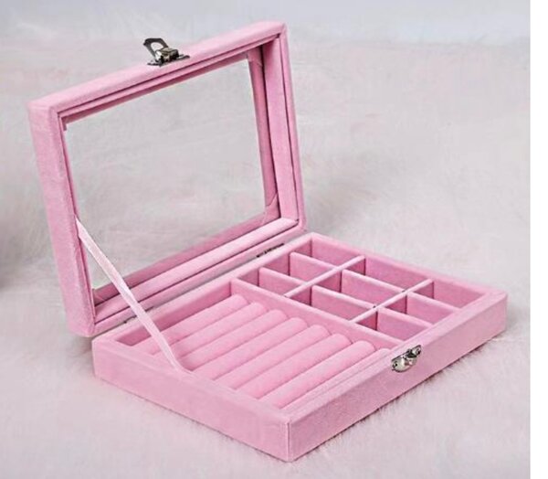 Boîte à bijoux rose élégante