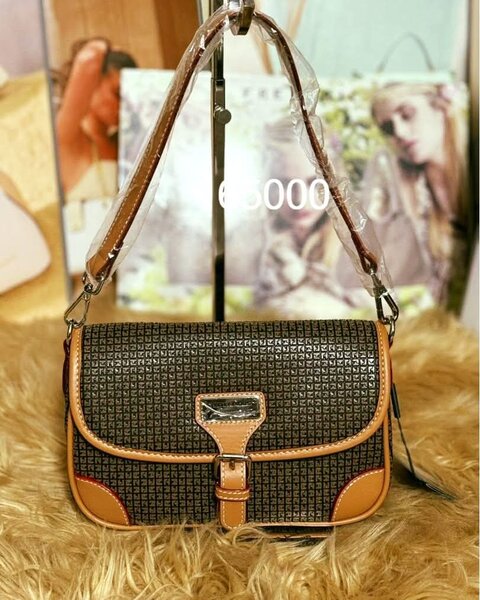 Sac bandoulière chic élégant