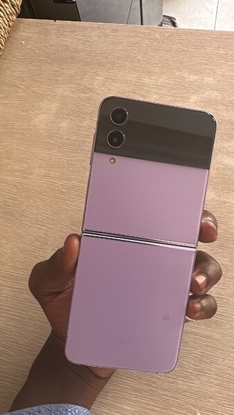 Smartphone pliable Android