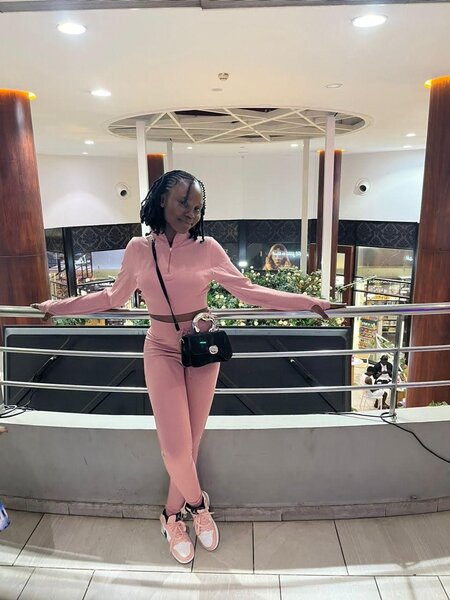 Ensemble sportif rose femme