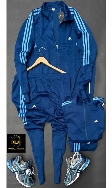 Survêtement de sport bleu Adidas