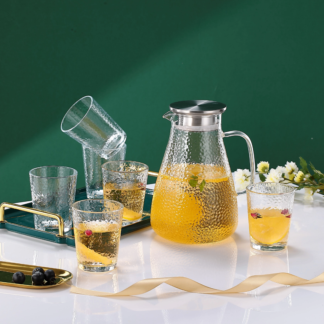 Carafe en verre avec couvercle