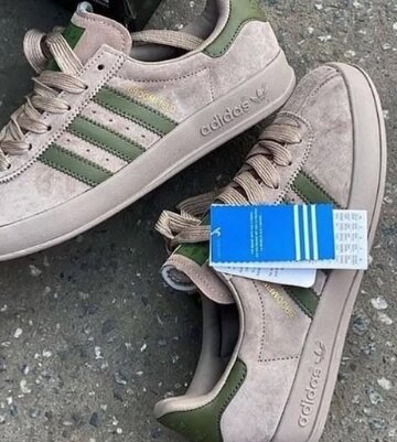 Adidas sneakers grey