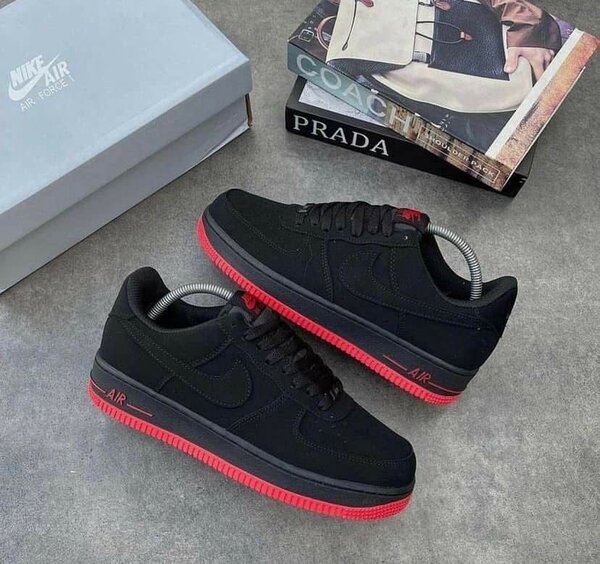 NIKE AIRFORCE RED AND BLACK