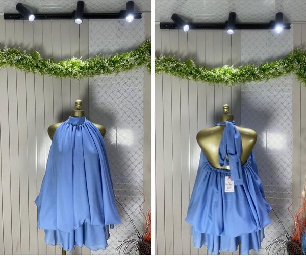 Robe bleue élégante fluide