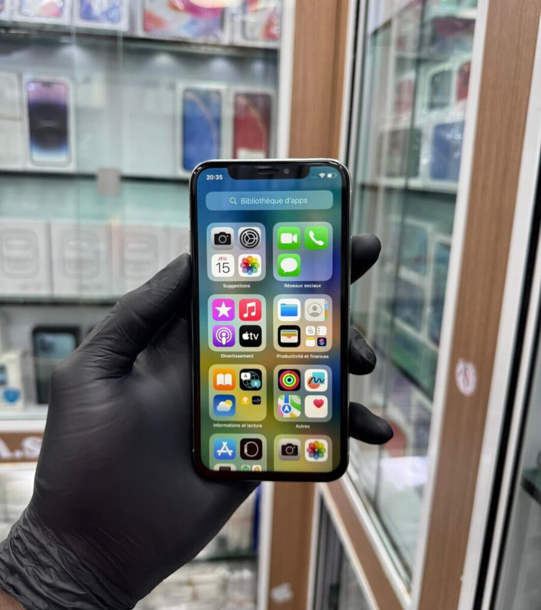 iPhone X 64Go Argent