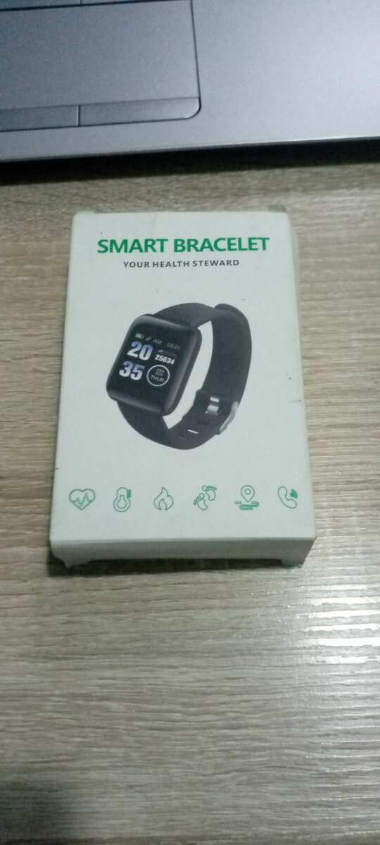 REDUCED TO CLEAR!! Smart Braslet  Features: BT Music, Health