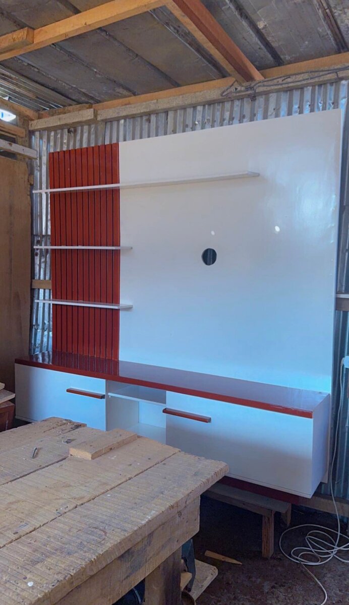 Meuble TV mural moderne