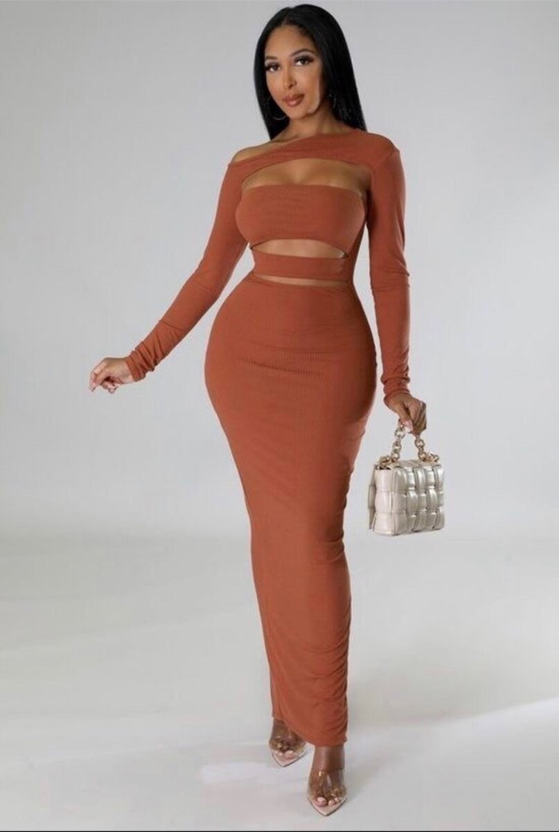 Robe Maxi Élastique Découpée