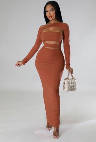 Robe Maxi Élastique Découpée