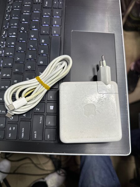 Chargeur MacBook 96 watts authentique