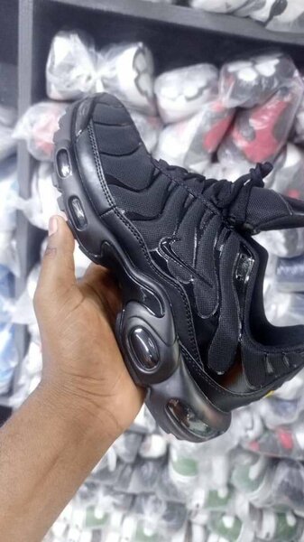 Baskets noires élégantes