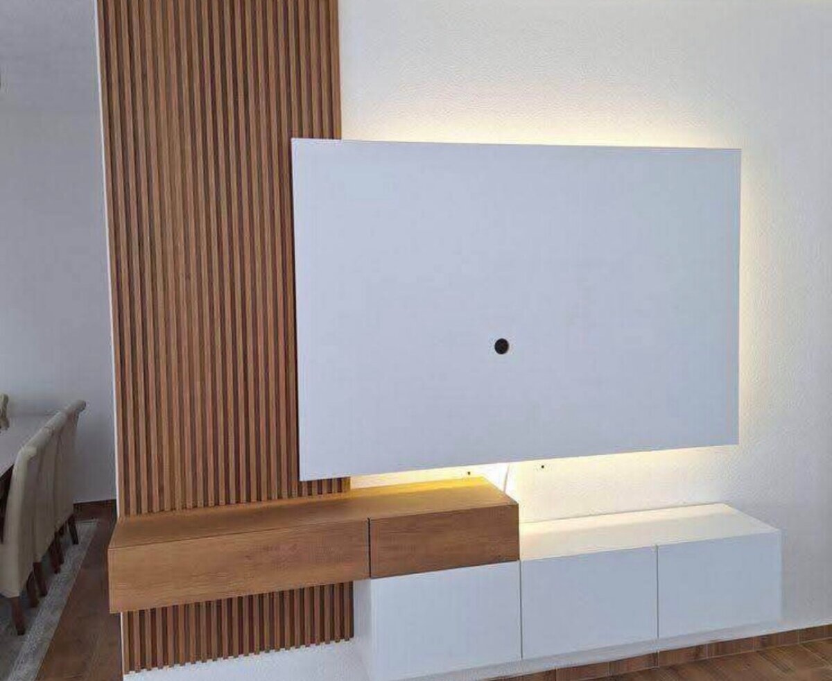 Étagère murale pour TV