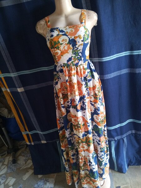 Robe longue florale d'été