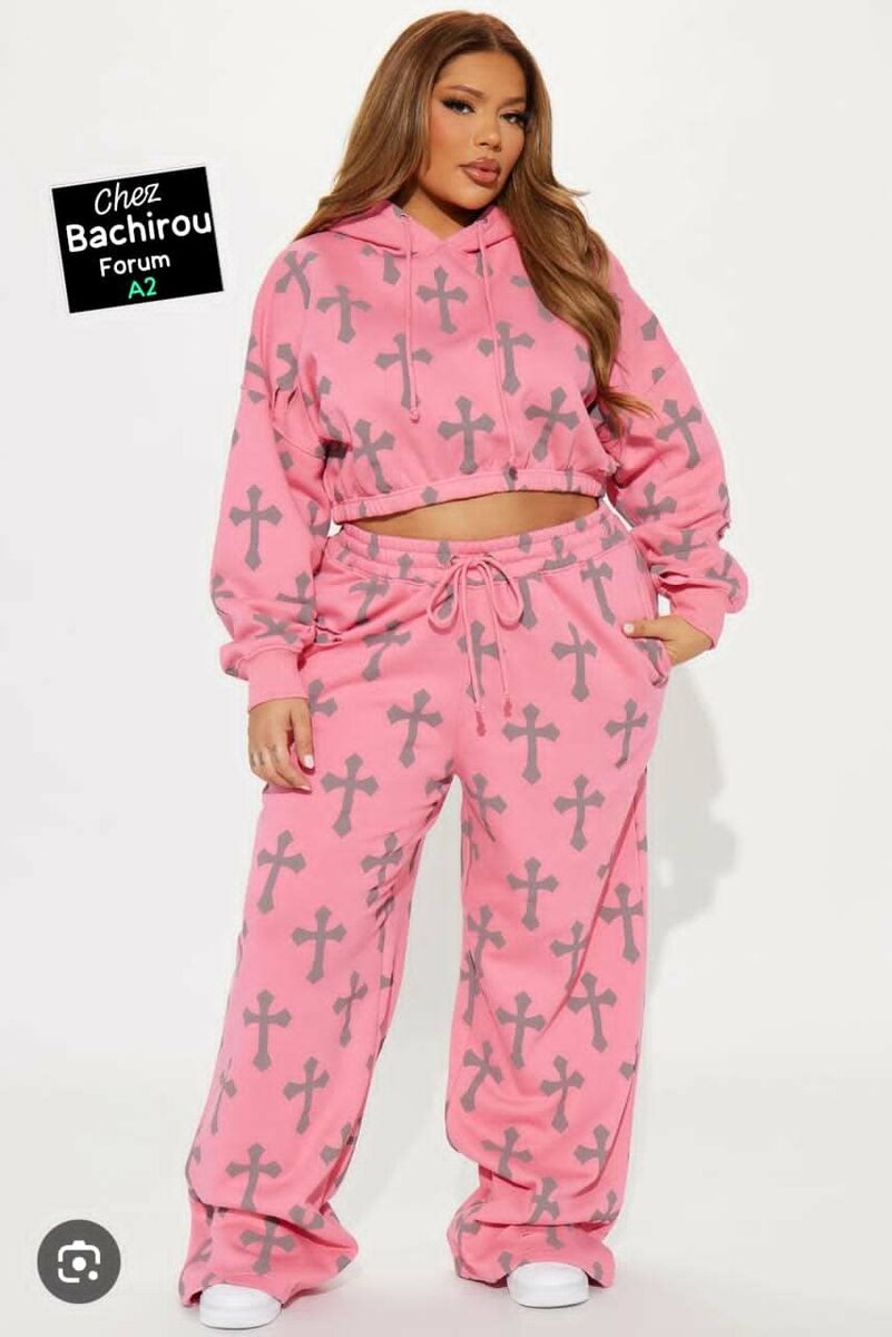 Ensemble de survêtement rose