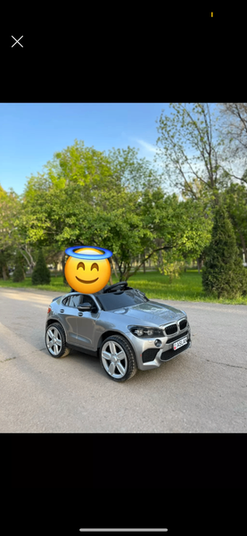 Продаю детскую электромашину BMW x6