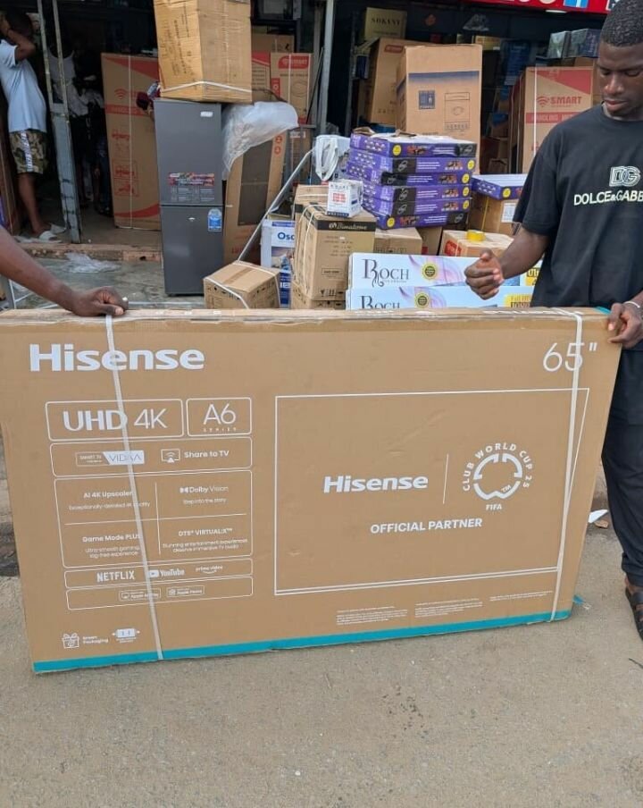 Téléviseur Hisense 4K UHD 65 pouces