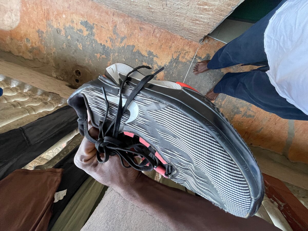 Chaussures de course légères