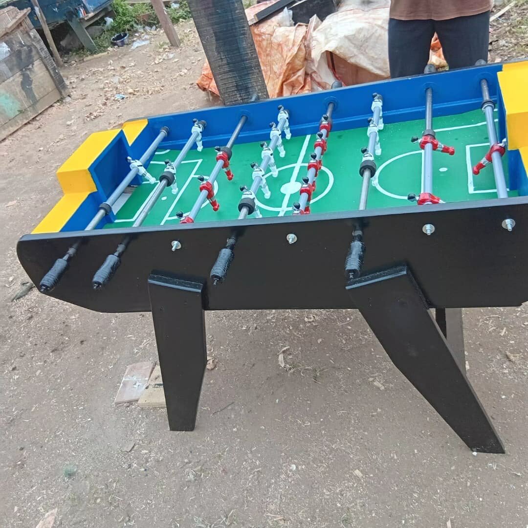 Table de baby-foot colorée